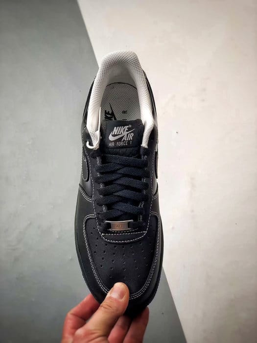 Air Force 1 '07 Low Couro Envernizado Preto - Vista 9