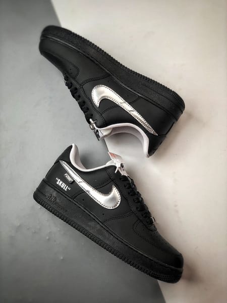 Air Force 1 '07 Low Preto e Prata Rosa - Vista 6