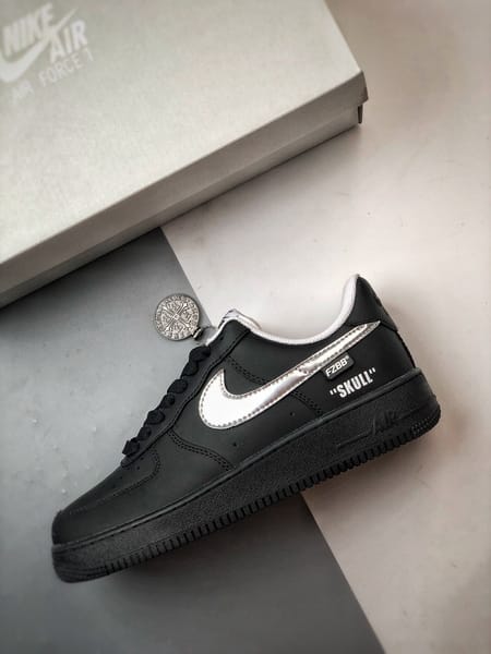 Air Force 1 '07 Low Preto e Prata Rosa - Vista 8
