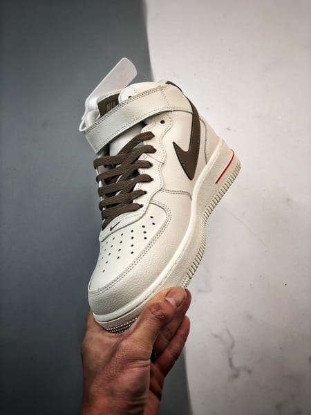 Air Force 1 07 Mid Leite e Cafe Meio Alto - Vista 5