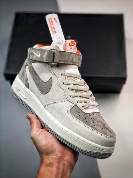 Air Force 1 07 Mid Cinzento e Laranja Camurca - Vista 5