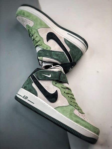 Air Force 1 07 Mid Cinzento Preto e Verde Camurca - Vista 6