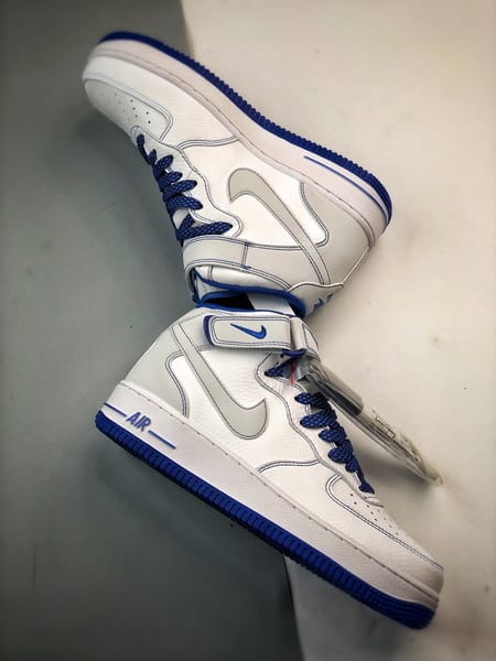 Air Force 1 07 Mid Branco e Azul Estrelas - Vista 6