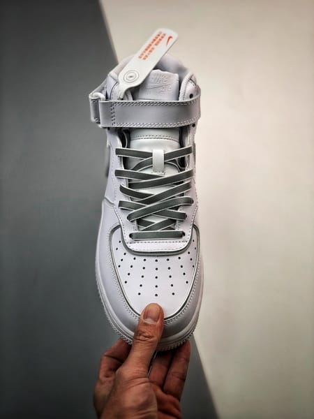 Air Force 1 07 Mid Branco e Prata 3M Reflexo - Vista 9