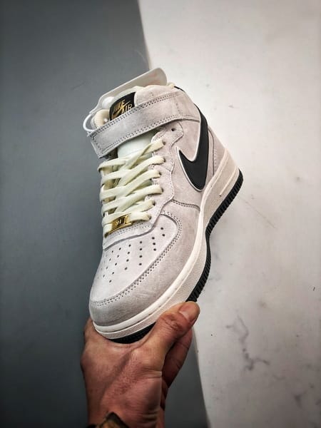 Air Force 1 07 Mid Bege Cinzento e Preto Camurca - Vista 5