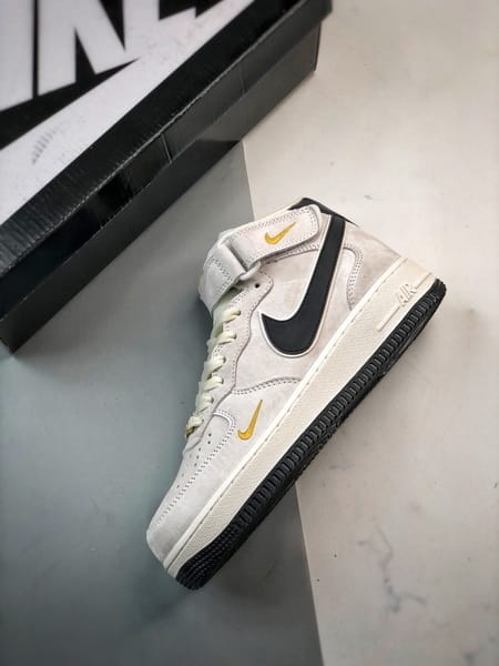 Air Force 1 07 Mid Bege Cinzento e Preto Camurca - Vista 8