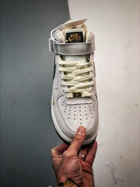 Air Force 1 07 Mid Bege Cinzento e Preto Camurca - Vista 9