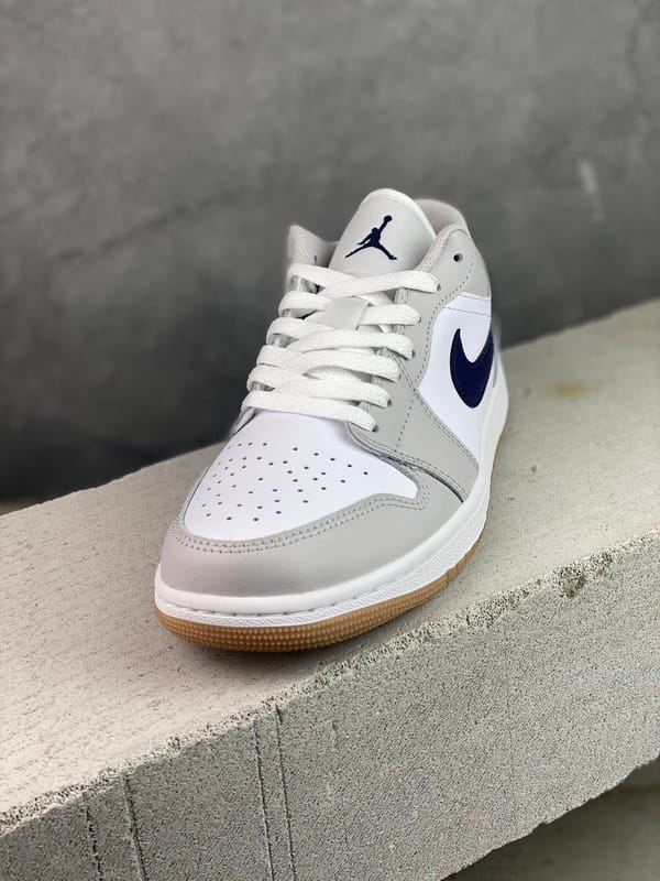 Air Force 1 07 Mid Branco e Preto - Vista 9