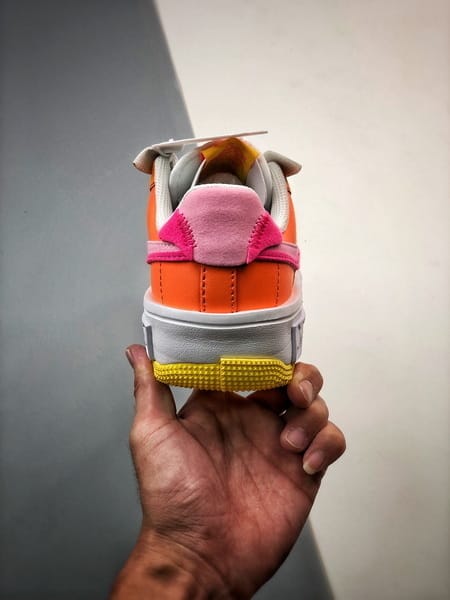 Air Force 1 Fontanka Desconstruido Branco Laranja e Amarelo - Vista 4