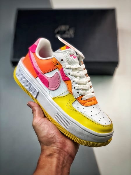 Air Force 1 Fontanka Desconstruido Branco Laranja e Amarelo - Vista 9