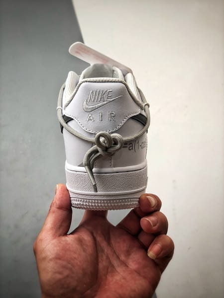 Air Force 1 Low Função Graffiti Branco e Cinza com Cadarços - Vista 3