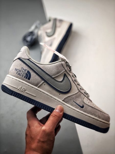 Air Force 1 Low North Face x CDG Cinzento e Azul - Vista 7