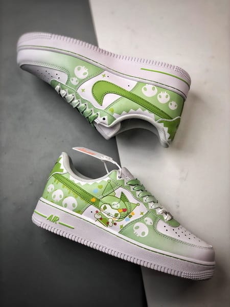 Air Force 1 Low Colaboração Bruxinha e Caveira - Vista 7