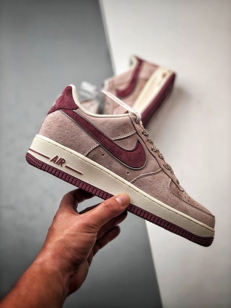 Air Force 1 Low Akira Rosa Camurça - Vista 7