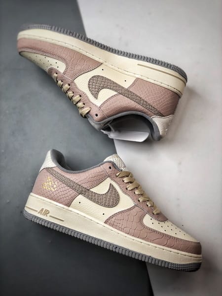 Air Force 1 Low Edição Ano do Dragão - Vista 6
