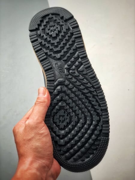 Air Force 1 Low Luxe Preto e Castanho - Vista 4