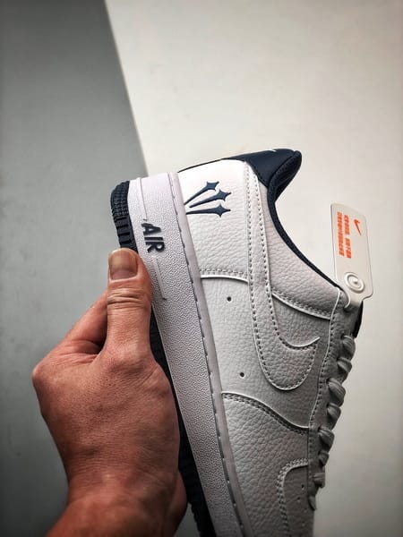 Air Force 1 Low _By You_ Branco e Azul Escuro - Vista 2