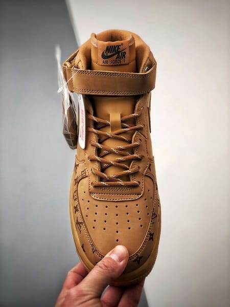 Air Force 1 Mid LVTrigo - Vista 9