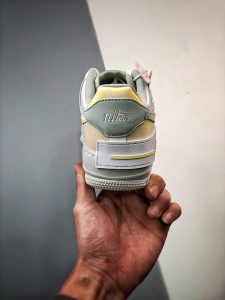 Air Force 1 Shadow Limao e Branco - Vista 3