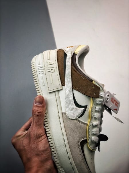 Air Force 1 Shadow Branco Cinzento e Marrom - Vista 2
