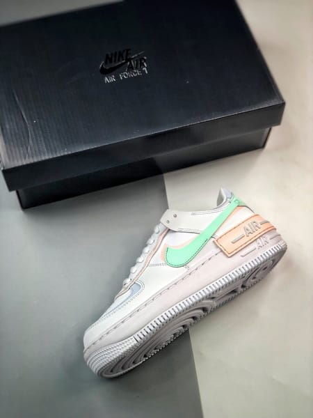 Air Force 1 Shadow Branco e Rosa - Vista 5