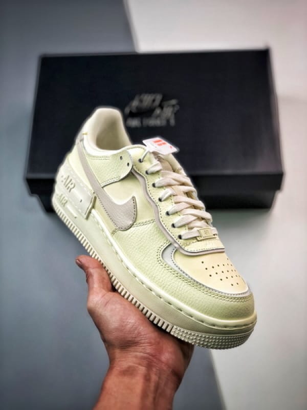 Air Force 1 Shadow Bege e Amarelo - Vista 1