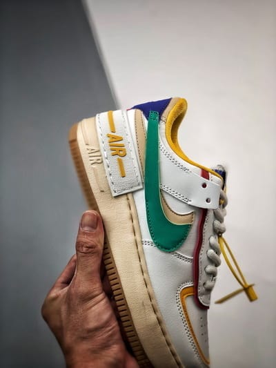 Air Force 1 Shadow Amarelo Verde e Vermelho - Vista 2