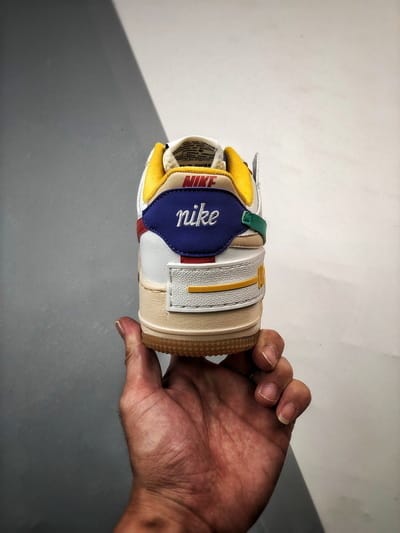 Air Force 1 Shadow Amarelo Verde e Vermelho - Vista 4