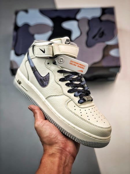 Bape x Air Force 1 07 Mid Preto Camuflado - Vista 3
