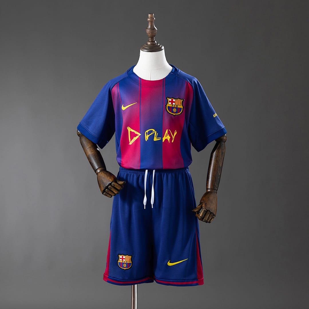 Kit Crianca FC Barcelona 2025/2026 Colaboracao - Vista 1