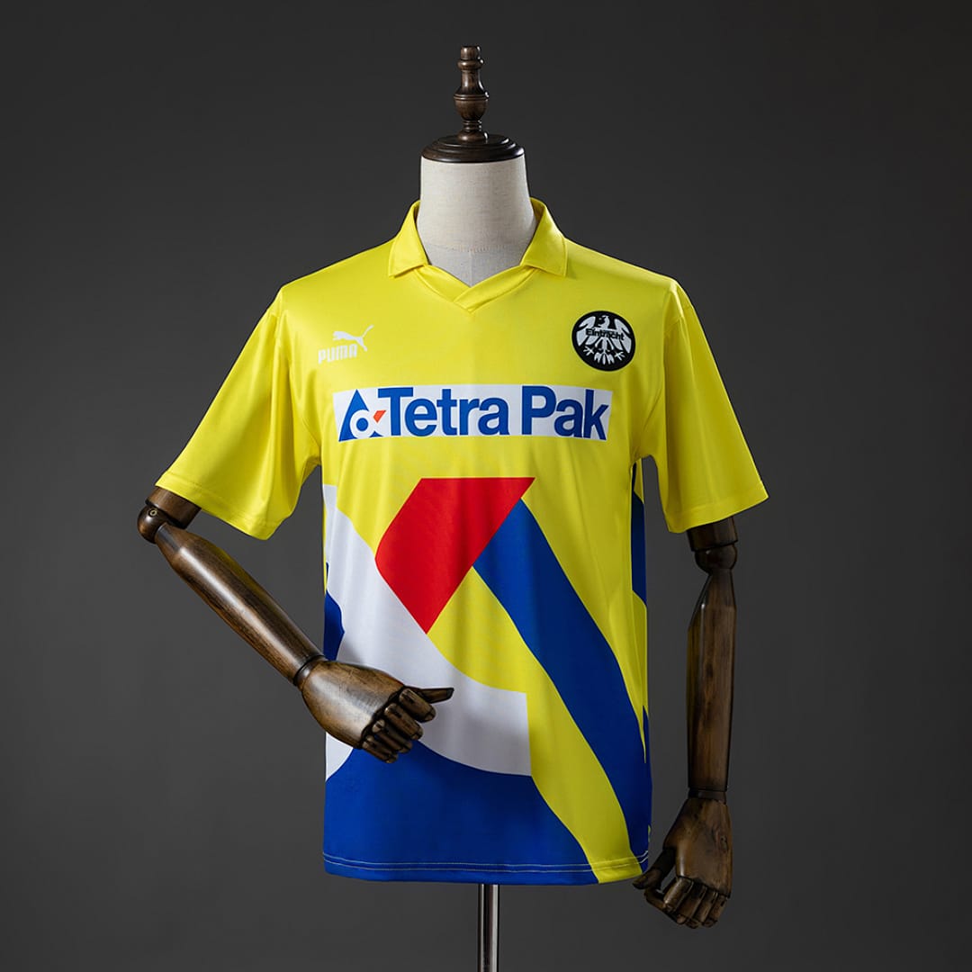 Camisola Eintracht Frankfurt Retro Alternativa 93/96 - Vista 1