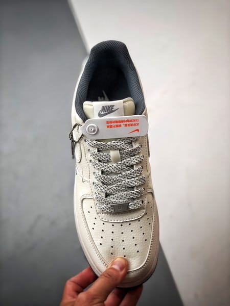 LV x Air Force 1 Low 3M Branco e Cinza - Vista 9