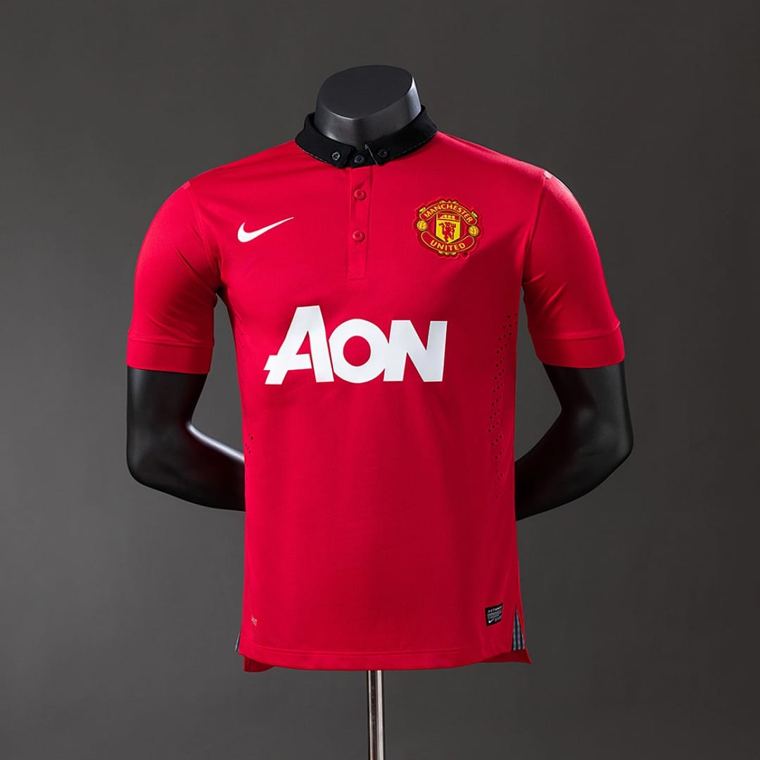 Camisola Principal do Manchester United 2013/2014 (Retro, Versao Jogador) - Vista 1