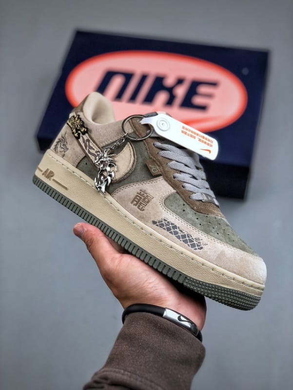 Nike Air Force 1 Low 07 Edição Limitada 'Ano do Dragão' - Vista 1
