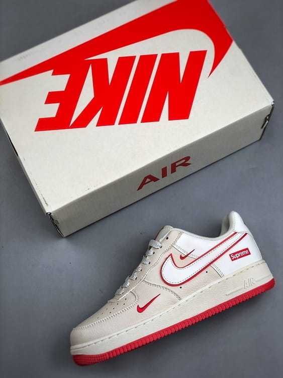 Nike AF1 Low 07 x Supreme Bege Vermelho Mini Gancho Estrela - Vista 8