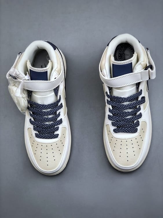 Nike Air Force 1 MID Bege e Azul Escuro - Vista 6