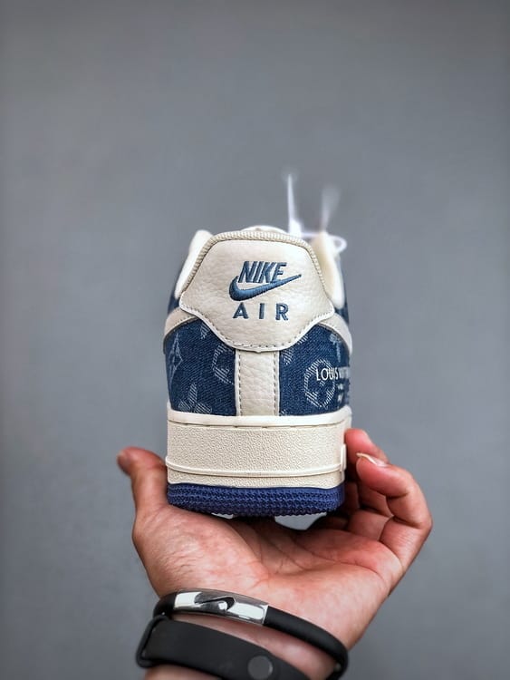Nk Air Force 1'07 Low LV Fluorescente Tie-Dye Denim - Vista 4