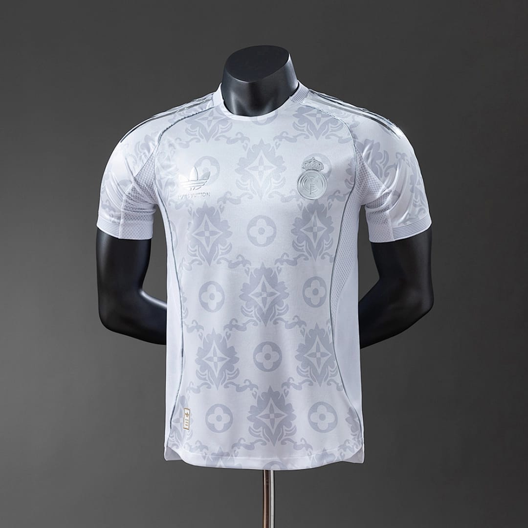 Camisola Real Madrid 2025/2026 Edicao Especial (Versao Jogador) - Vista 1