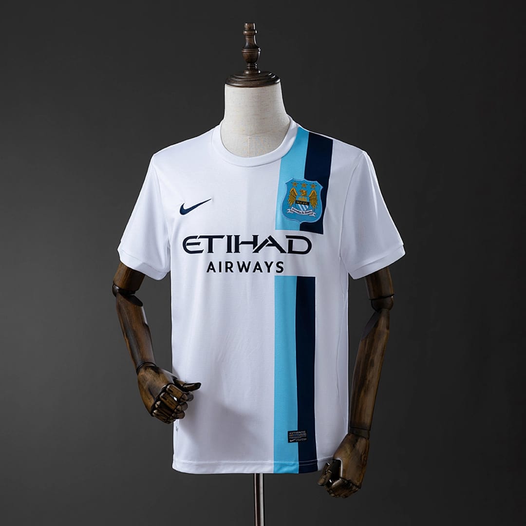 Camisola Terceira do Manchester City 2013/2014 (Retro) - Vista 1