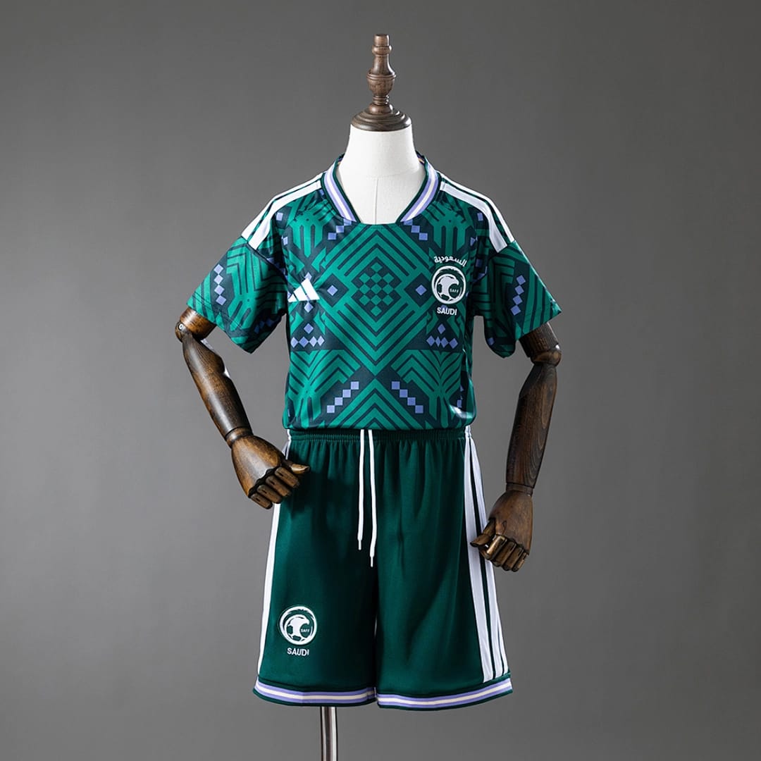 Kit Crianca Arabia Saudita Principal 2026 - Vista 1
