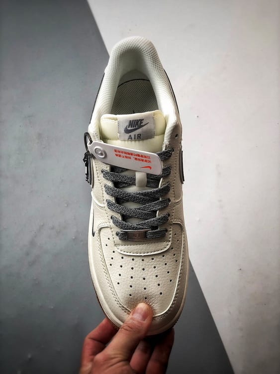 Stussy x Nike Air Force 1 Low Cinza - Vista 9
