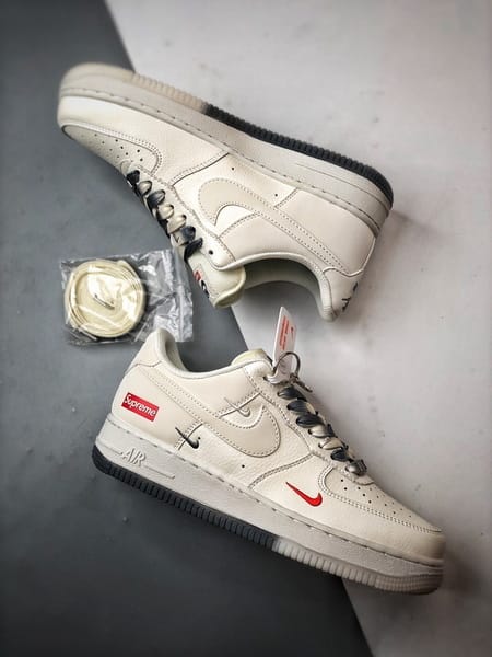 Sup x Air Force 1 Low Branco e Cinzento Gradiente Três Ganchos - Vista 6