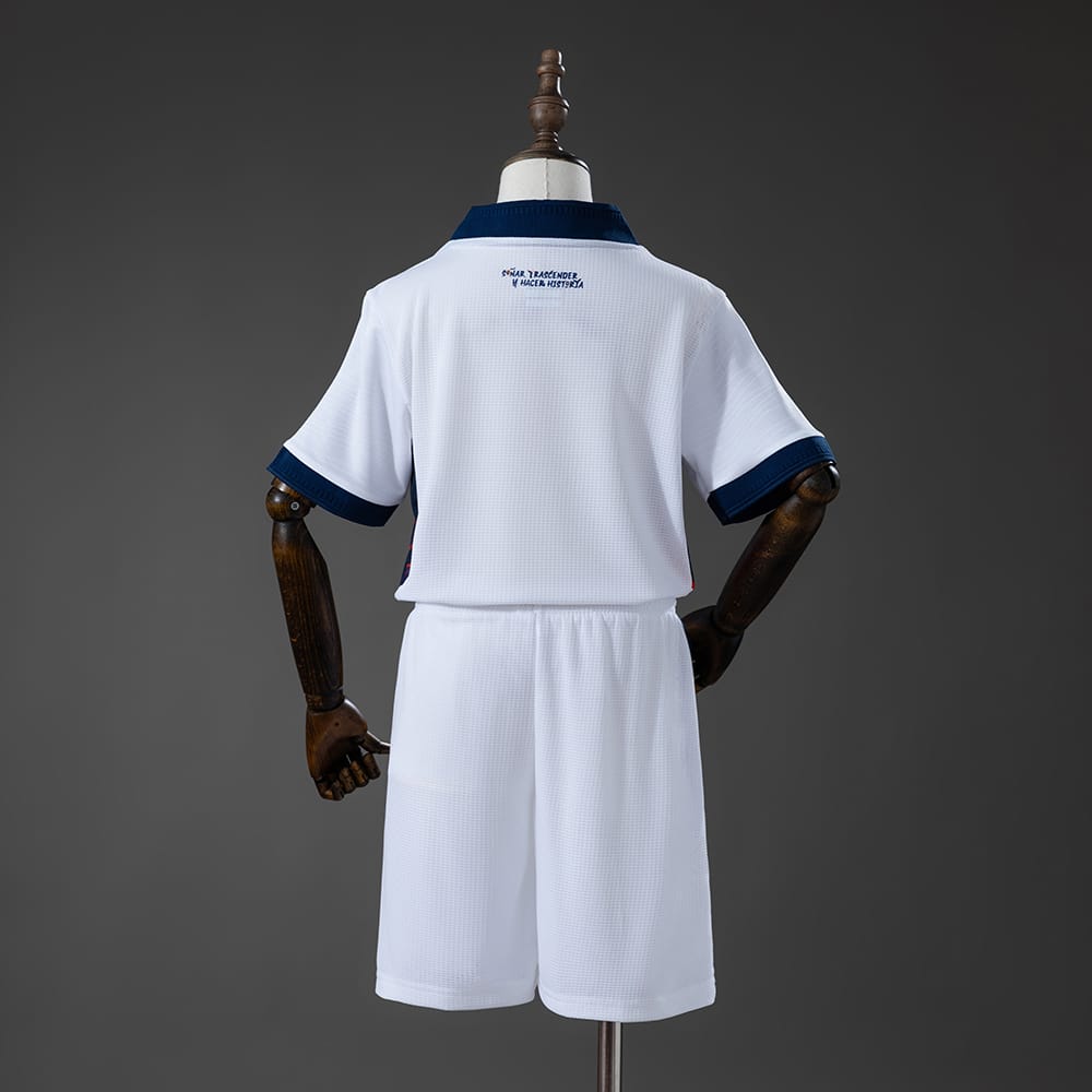 Equipamento Criança Equador 2026 Terceira - Vista 2