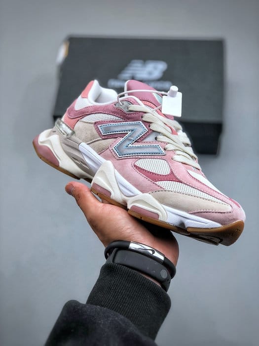 New Balance 9060 Rose Pink - Vista 1