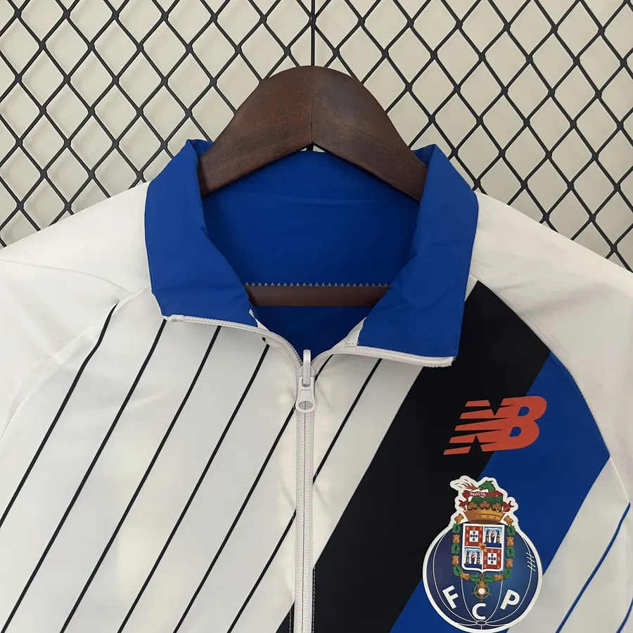 Casaco Impermeável FC Porto 2024/25 I - Vista 3