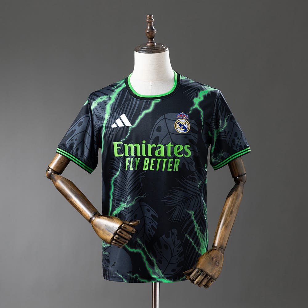 Real Madrid Special Edition 25/26 - Vista 1