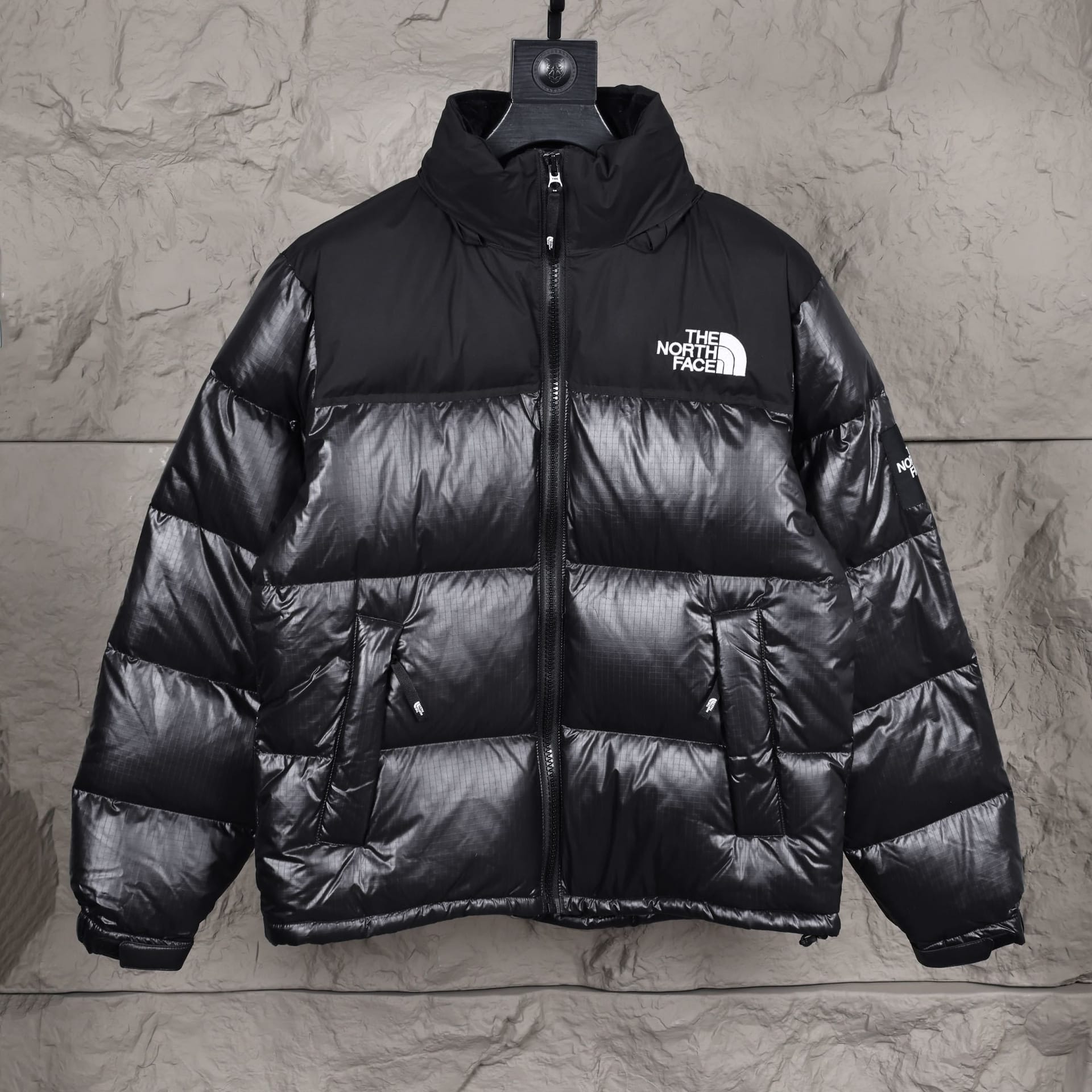 The North Face classic 700 preto brilhante - Vista 1