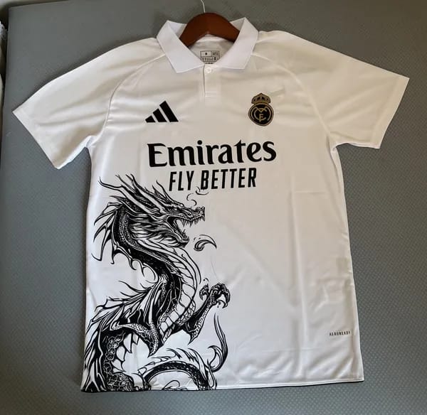 Real Madrid Special Edition VI 25/26 - Vista 3