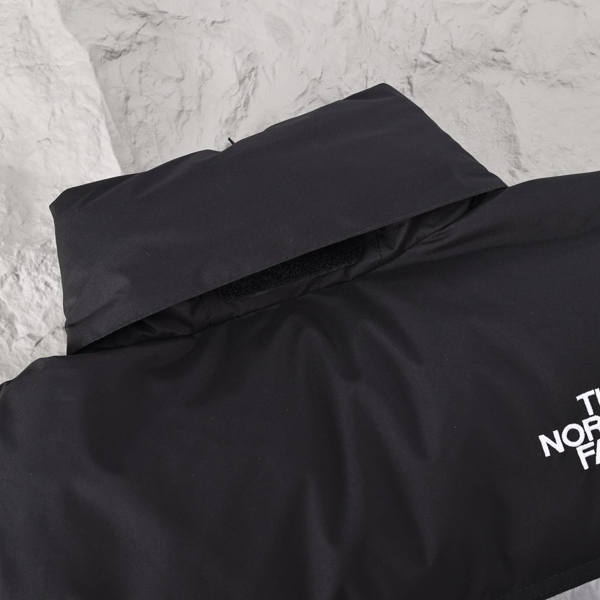 The North Face classic 700 cinza - Vista 5