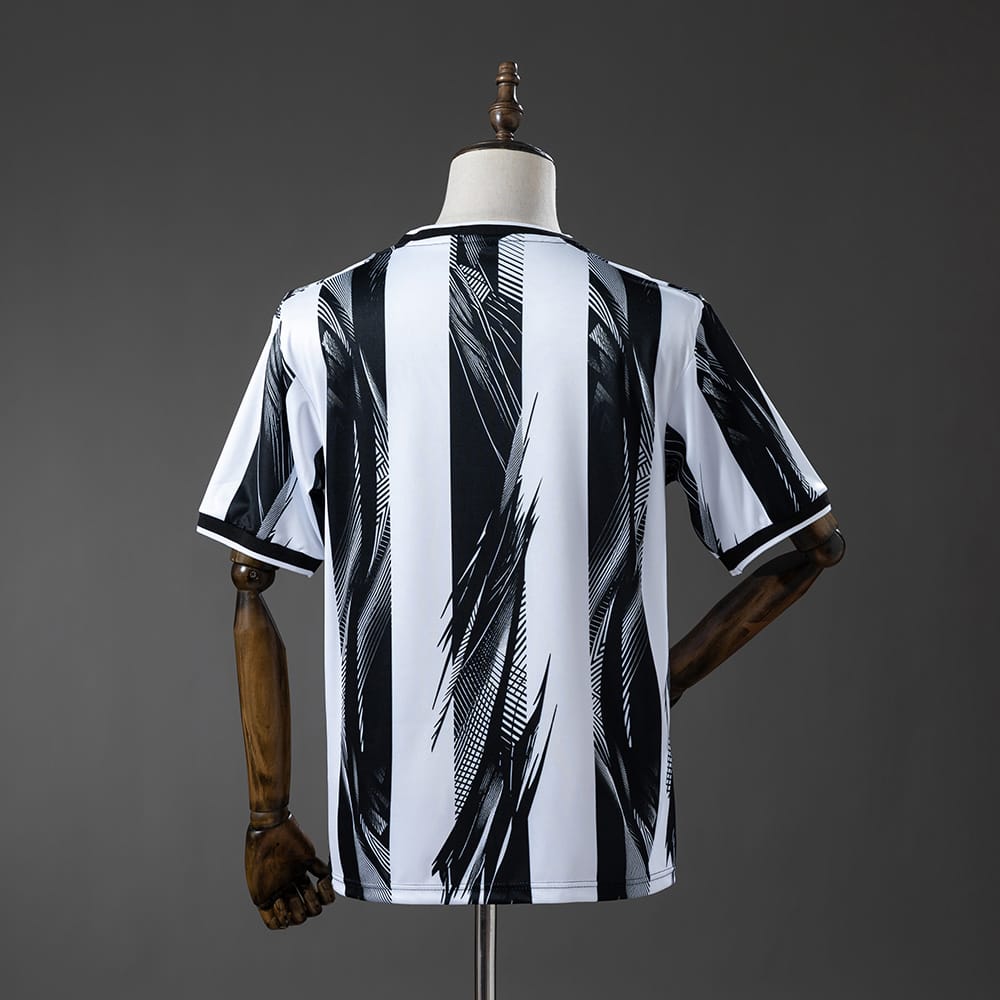 Camisola Principal Newcastle United 2026/2027 - Vista 2